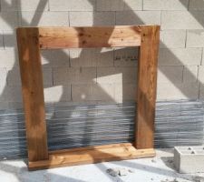 Lucarne de la charpente non posée