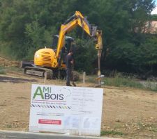 Forage des trous pour les pilotis