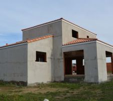 Toiture terminée - vue du jardin au nord-ouest