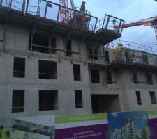 6 mai 2017 => Rez de Chausée, 1er et second étage construits.
3eme etage en cours de construction