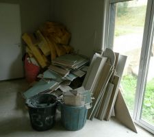 Chutes de placo de l'ensemble de la maison!