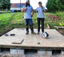 Dalle bois (plancher OSB 22m) de l'abri de jardin