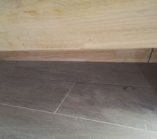 Absence de joint sous l'escalier