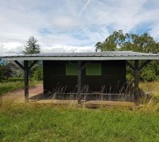 La cabane, au fond du jardin.