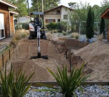 Jour 1 : Démontage de la piscine hors sol et on commence à creuser !