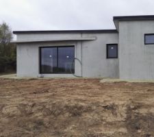 Est de la maison