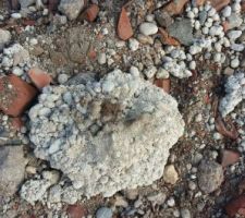 D&eacute;chets sur terrain