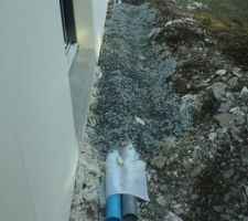 Quelques photo du drain en cours de pose et de l'évacuation des eaux pluvial