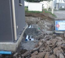 Quelques photo du drain en cours de pose et de l'évacuation des eaux pluvial