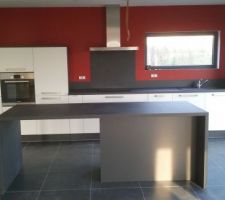 Cuisine pos&eacute;e !