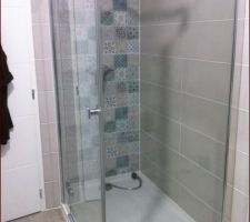 Montage paroi de douche sur mesure