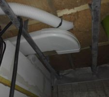 Passage conduit de 150 mm pour hotte