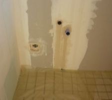 Future lave -mains dans les toilettes du rez de chaussée