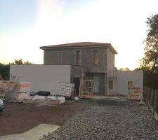 Vue de l'entr&eacute;e