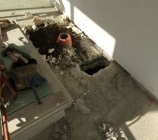 D&eacute;placement a&eacute;ration du po&ecirc;le, mal implant&eacute; par les ma&ccedil;ons malgr&eacute; un plan c&ocirc;t&eacute;...