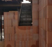 Fenetre sur escalier