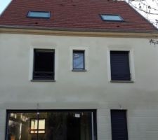 Façade rélaisée