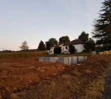Livraison des parpaing pour le vide sanitaire