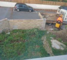 C'est parti pour le terrassement et décaissement