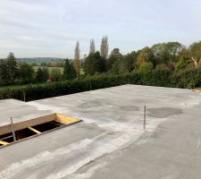 La dalle de l'&eacute;tage en cours de s&eacute;chage/prise...