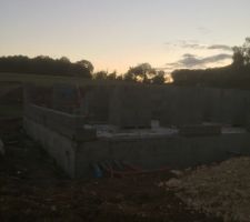 Le 1er jours de l'&eacute;l&eacute;vation des murs