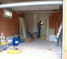 Garage et au fond cellier