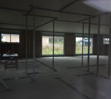 Placo plafond et montant presque fini.