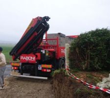 Livraison des parpaings sous-sol