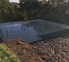 Dalle fraichement coulée.