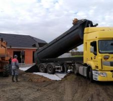 Materiaux pour la cour