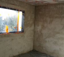 Enduits &agrave; la chaux int&eacute;rieurs
Gobetis Chambre Etage