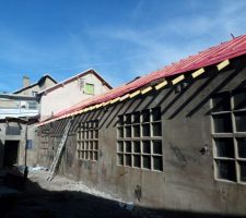 Travaux de toiture en cours - face ouest c&ocirc;t&eacute; cour