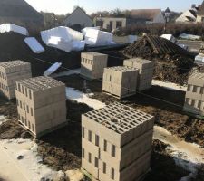 Ils ne sont pas ici les ma&ccedil;ons...