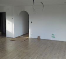 Pose du parquet dans le salon