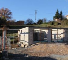 ...et la poutre de la terrasse... et le linteau des portes de garage