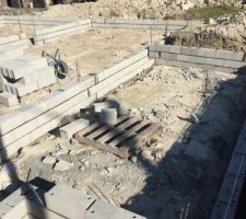 élévation vide sanitaire. (déjà ici le ferraillage ne respecte pas les DTU)