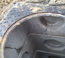 Casse regard tout à l'égout