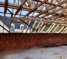 Charpente achev&eacute;e ! :)