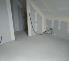 Chambre avec petit dressing
