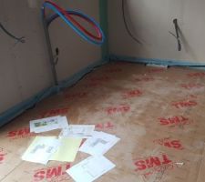 Prise de mesures pour la cuisine dont la pose est pr&eacute;vue les 7 et 8 f&eacute;vrier