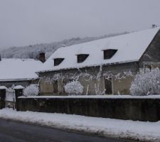 La fa&ccedil;ade sous la neige.
