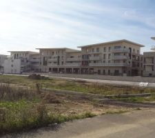 Terrain vierge avec son Lac