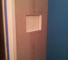 Pr&eacute;paration de la niche dans la douche