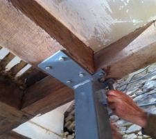 Poteau pour escalier "maison"