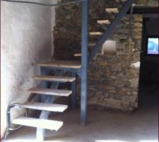 Mise en place des marches de chantier