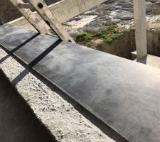 Préparation et installation d'appuis de fenêtres en ardoise