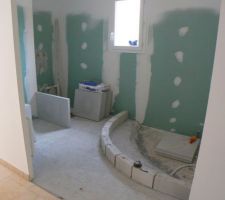 Pr&eacute;paration caisson baignoire et douche