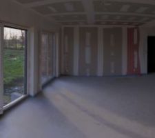 Vue salle à manger/cuisine/entrée