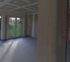 Panoramique salon/salle à manger/cuisine