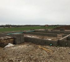 Préparation du vide sanitaire!!! Météo au Top!